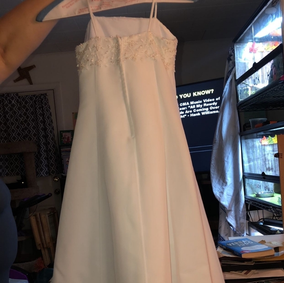 Girl's formal dress (flower girl) - Picture 3 of 5